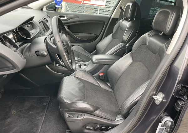 Citroen C5 cena 35900 przebieg: 228000, rok produkcji 2013 z Sandomierz małe 466